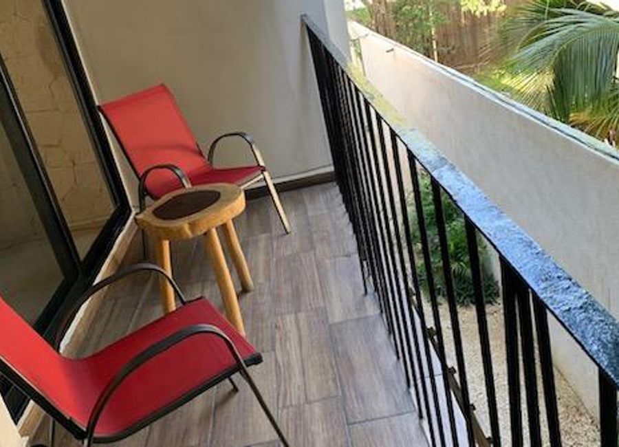 Stylish One-Bedroom Apartment in La Veleta, QR 5