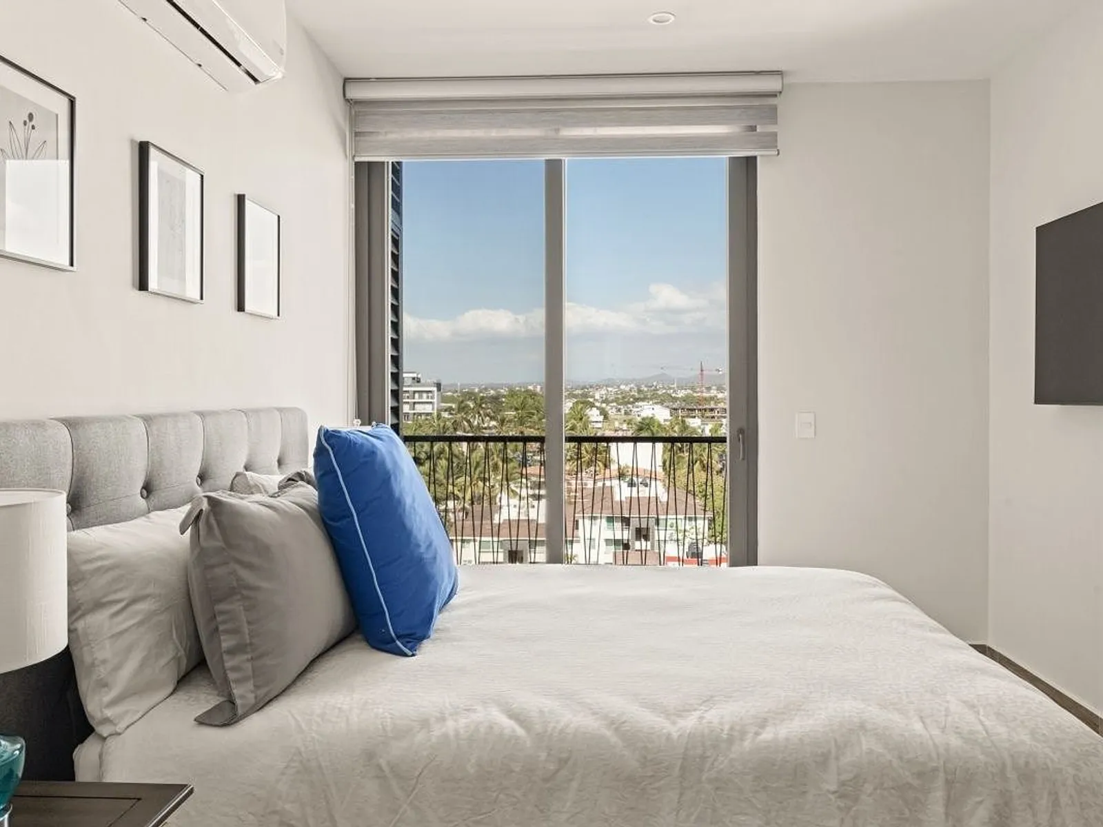 Sunlit Apartment in Versalles, JAL 4