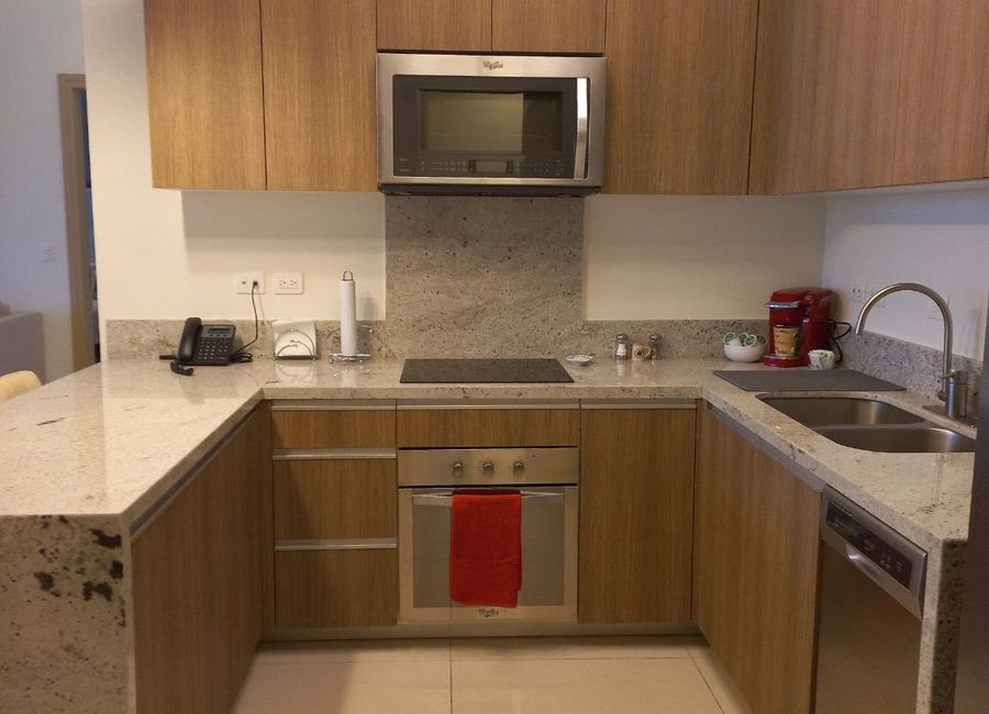 Spacious Apartment with Terrace in Valle Oriente, NL 5