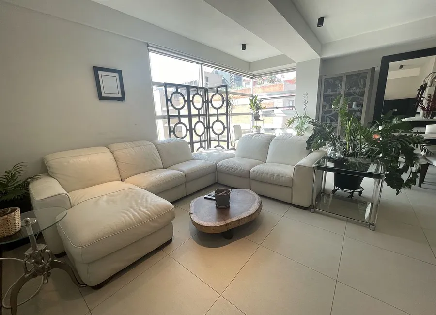 Stylish Apartment with Terrace in Hipódromo, CDMX 4