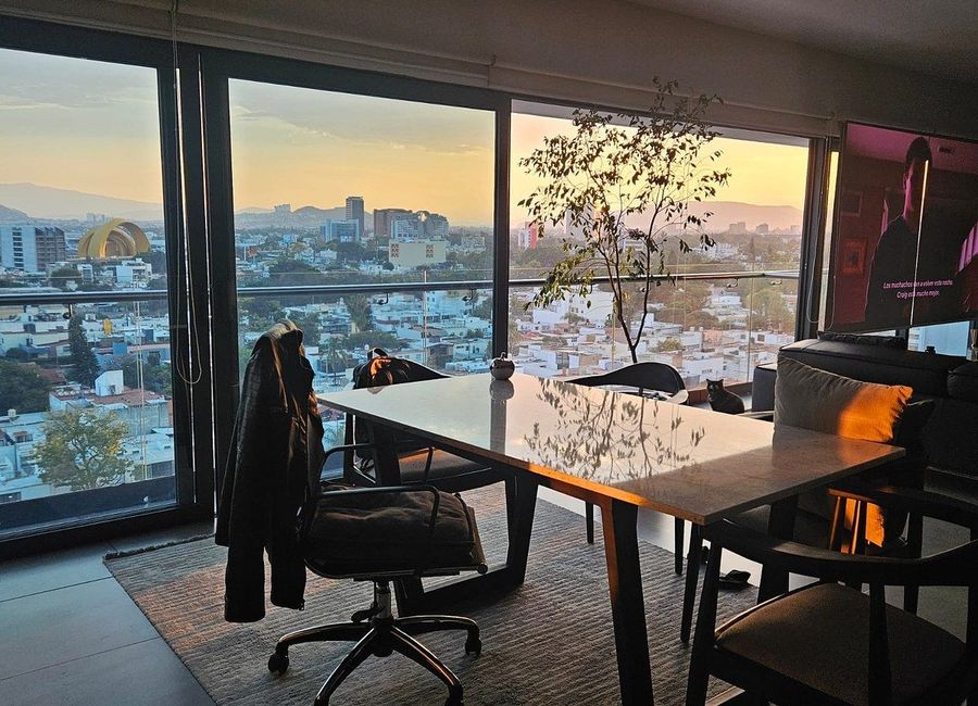 Designer Apartment in Jardines del Bosque, JAL 2