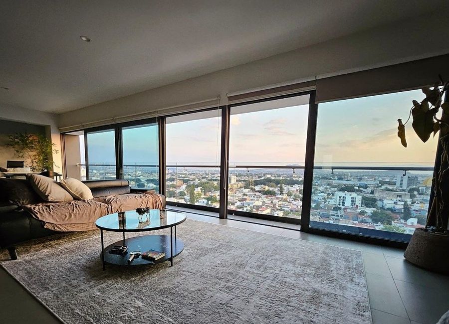 Designer Apartment in Jardines del Bosque, JAL