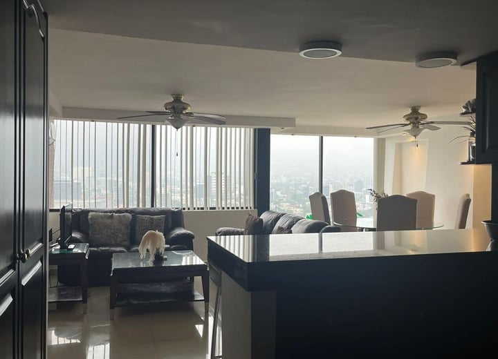 Spacious Apartment with Pool in Fuentes del Valle, NL